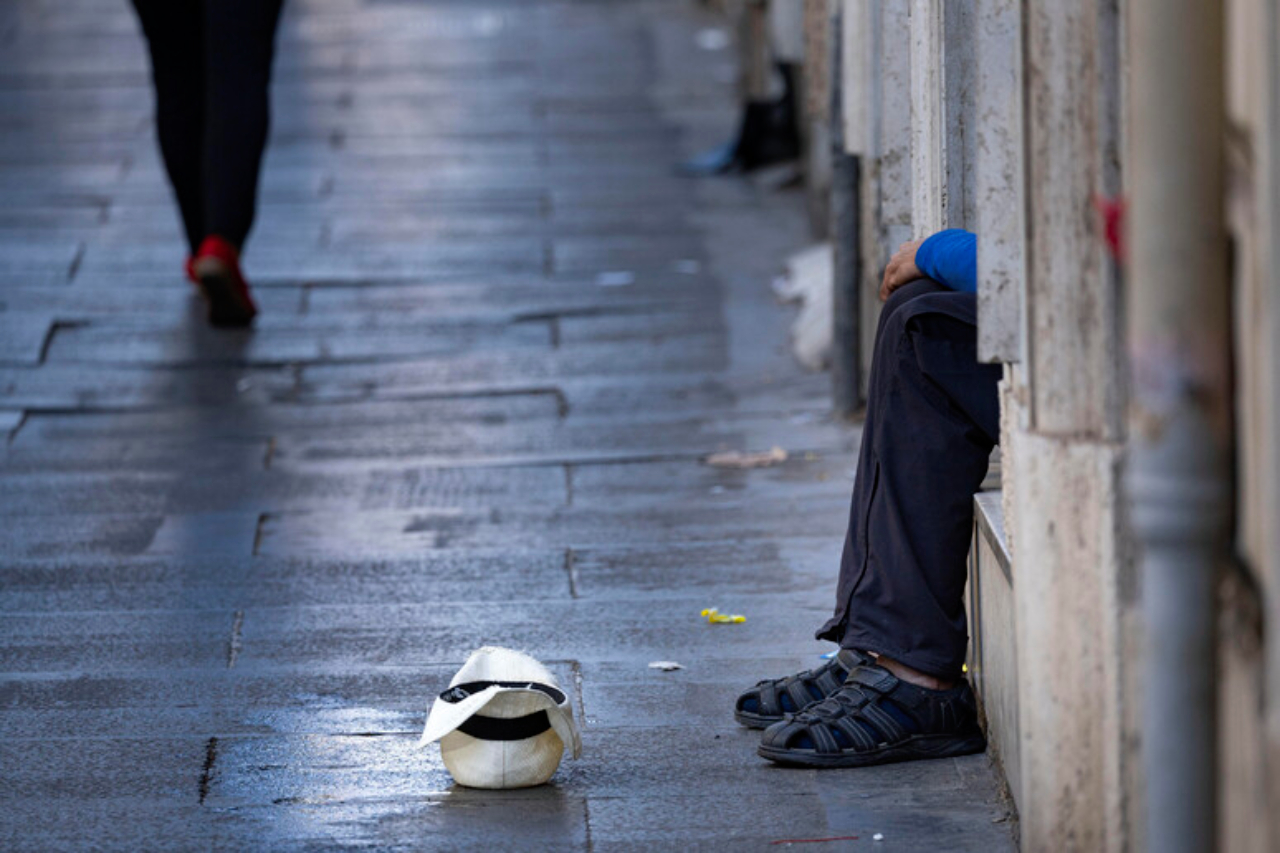 «يوروستات»: 18.9% معرضون لخطر الفقر في إيطاليا