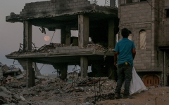 الصورة: الصورة: قتلى وجرحى في قصف إسرائيلي على مناطق متفرقة من قطاع غزة