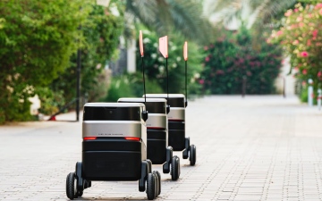 الصورة: الصورة: إطلاق 3 روبوتات تجريبية لتوصيل المنتجات في المدينة المستدامة بدبي