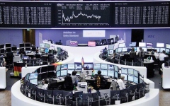 الصورة: الصورة: الأسهم الأوروبية تتجه لخسائر أسبوعية طفيفة بعد نتائج أرباح متباينة