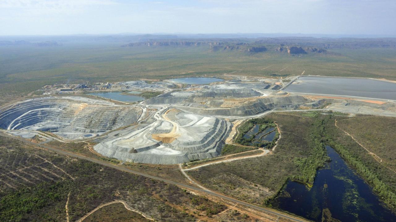أستراليا تحظر استخراج اليورانيوم من أحد أكبر المناجم في العالم