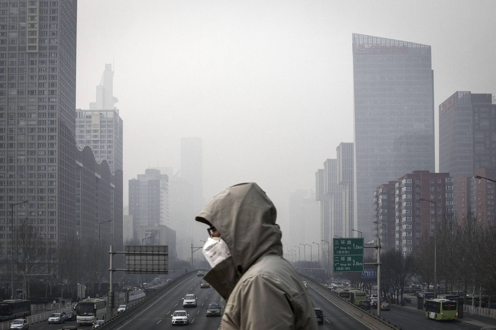 دراسة: تلوث الهواء يزيد احتمالية الإصابة بالخرف