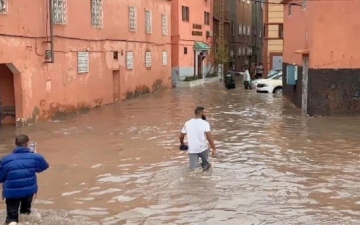 الصورة: الصورة: الإمارات تتضامن مع المغرب وتعزي في ضحايا الأمطار